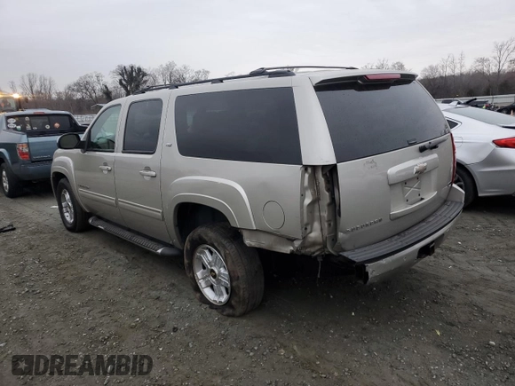 2009 Chevrolet Suburban LT w/1LT with VIN 1GNFK26339R279705, listed as a Copart auction lot 44591325 with 261,810 mi miles and Salvage Title. Bid and sale history available at carsss.com. Image 2.