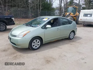 2008 Toyota Prius with VIN JTDKB20U087738255, listed as a IAAI auction lot 42091303 with 233,000 mi miles. Bid and sale history available at carsss.com. Image 2.