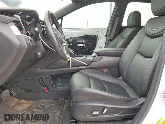 2020 Cadillac XT5 Luxury FWD z VIN 1GYKNAR40LZ236650, wystawiony jako Copart lot #56524945 z przebiegiem 43 164 mil mil oraz Szkoda całkowita • Salvage title. Historia ofert i sprzedaży dostępna na DreamBid. Obrazek 7.