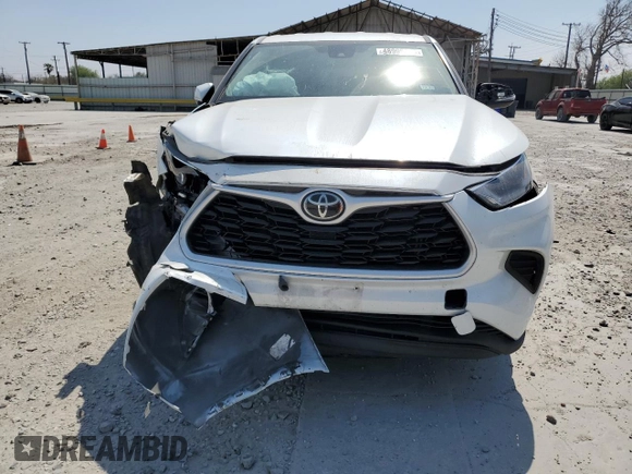 2022 Toyota Highlander L with VIN 5TDCZRAH8NS559649, listed as a Copart auction lot 48995005 with 51,958 mi miles and Salvage title. Bid and sale history available at DreamBid. Image 5.