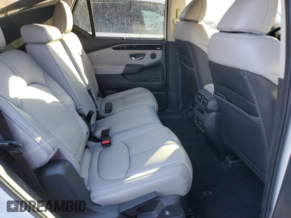 2024 Honda Pilot EX-L 8 Passenger with VIN 5FNYG1H49RB032102, listed as a Copart auction lot 80726044 with 6,445 mi miles and Salvage Title. Bid and sale history available at carsss.com. Image 11.