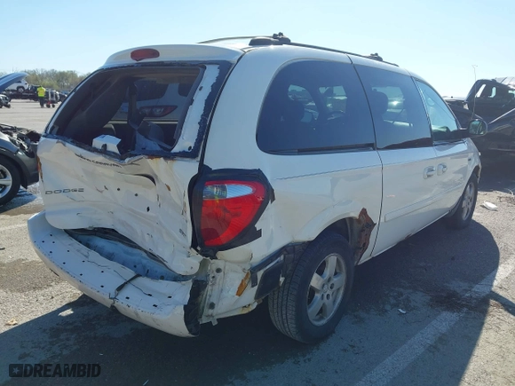 2006 Dodge Grand Caravan SXT with VIN 2D4GP44L66R686469, listed as a IAAI auction lot 41893168 with 218,249 mi miles. Bid and sale history available at carsss.com. Image 4.