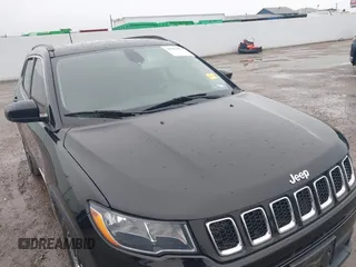 2020 Jeep Compass Latitude z VIN 3C4NJCBB2LT162156, wystawiony jako IAAI lot #41954922 z przebiegiem 41 426 mil mil oraz . Historia ofert i sprzedaży dostępna na DreamBid. Obrazek 6.