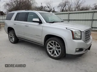 2020 GMC Yukon Denali with VIN 1GKS1CKJ5LR294058, listed as a Copart auction lot 43820805 with 138,651 mi miles and Salvage Title. Bid and sale history available at carsss.com. Image 4.