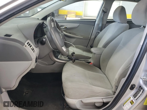 2010 Toyota Corolla с VIN 2T1BU4EE2AC383603, выставлен на аукционе Copart как лот 61724095 с пробегом 180 029 миль миль и Списание • Salvage title. История ставок и продаж доступна на DreamBid. Изображение 7.