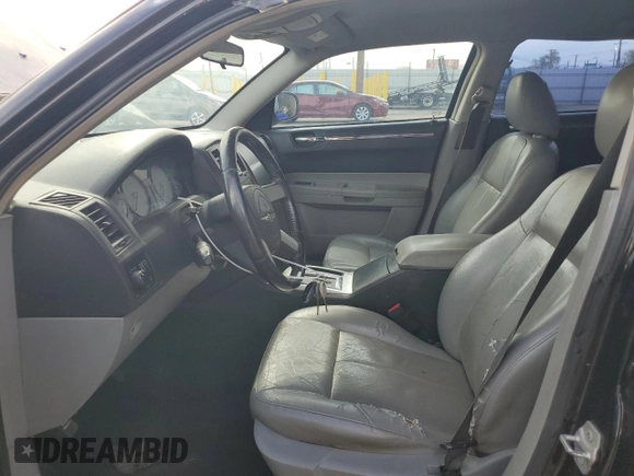 2007 Chrysler 300 Touring with VIN 2C3KA53G87H798513, listed as a Copart auction lot 47655085 with 186,134 mi miles and Clean Title. Bid and sale history available at DreamBid. Image 7.