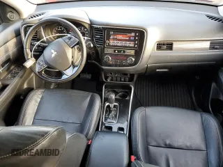 2019 Mitsubishi Outlander SE with VIN JA4AD3A30KZ034516, listed as a Copart auction lot 86527884 with 106,381 mi miles and Salvage title. Bid and sale history available at DreamBid. Image 8.