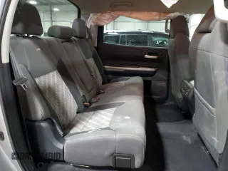 2018 Toyota Tundra SR5 z VIN 5TFDW5F1XJX768641, wystawiony jako Copart lot #53269535 z przebiegiem 55 862 mil mil oraz Szkoda całkowita • Salvage title. Historia ofert i sprzedaży dostępna na DreamBid. Obrazek 11.