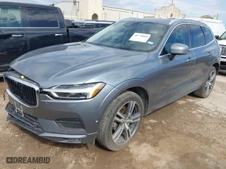 2018 Volvo XC60 Momentum with VIN YV4102RK7J1065151, listed as a IAAI auction lot 40770060 with 63,505 mi miles. Bid and sale history available at carsss.com. Image 17.
