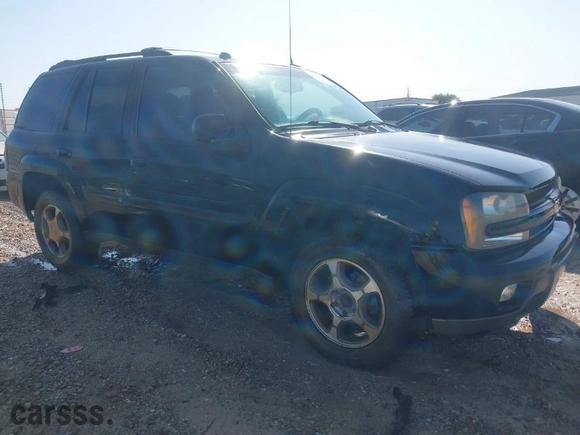 2005 Chevrolet TrailBlazer LS with VIN 1GNDS13S052317178, listed as a IAAI auction lot 41982388 with 202,218 mi miles. Bid and sale history available at carsss.com. Image 1.