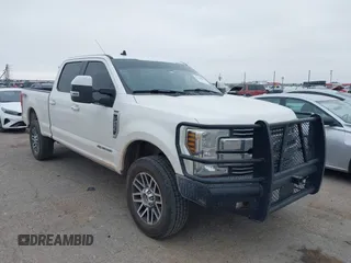 2019 Ford F-250 XL z VIN 1FT7W2BTXKED26149, wystawiony jako IAAI lot #42365084 z przebiegiem 221 502 mil mil oraz . Historia ofert i sprzedaży dostępna na DreamBid. Obrazek 1.