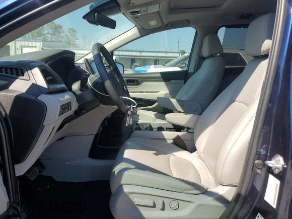2022 Honda Odyssey EX-L with VIN 5FNRL6H73NB021145, listed as a Copart auction lot 46609265 with 31,493 mi miles and Salvage Title. Bid and sale history available at DreamBid. Image 7.