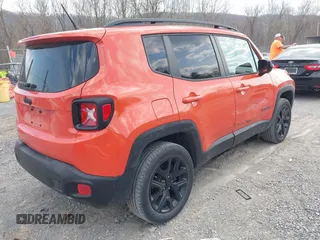2017 Jeep Renegade Latitude with VIN ZACCJBBBXHPE65153, listed as a IAAI auction lot 41888902 with 97,221 mi miles. Bid and sale history available at carsss.com. Image 4.