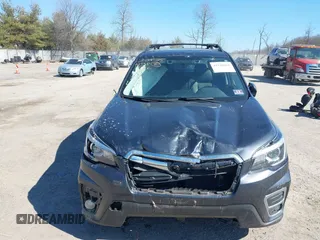 2019 Subaru Forester Limited with VIN JF2SKAUC1KH583794, listed as a IAAI auction lot 41710962 with 61,192 mi miles. Bid and sale history available at carsss.com. Image 12.