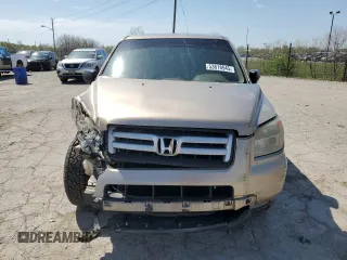2006 Honda Pilot LX z VIN 5FNYF18196B017457, wystawiony jako Copart lot #53818945 z przebiegiem 148 041 mil mil oraz Szkoda całkowita • Salvage title. Historia ofert i sprzedaży dostępna na DreamBid. Obrazek 5.