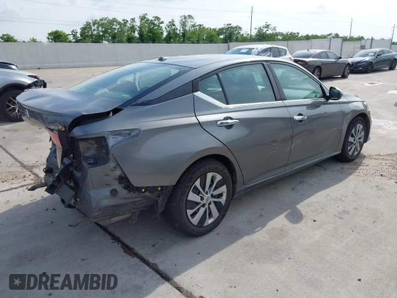 2020 Nissan Altima S z VIN 1N4BL4BV6LC152020, wystawiony jako IAAI lot #42099209 z przebiegiem 128 081 mil mil oraz . Historia ofert i sprzedaży dostępna na DreamBid. Obrazek 4.