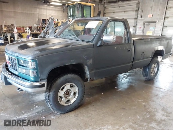 1990 Chevrolet Silverado 1500 with VIN 1GCDK14K4LE116743, listed as a IAAI auction lot 41957439 with 236,210 mi miles and . Bid and sale history available at DreamBid. Image 2.