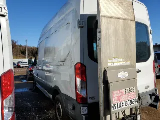 2015 Ford Transit Cargo with VIN 1FTNR2XG5FKA25581, listed as a Copart auction lot 81601544 with 174,628 mi miles and Clean Title. Bid and sale history available at DreamBid. Image 2.