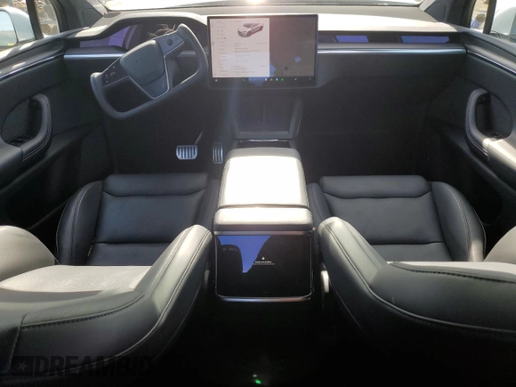 2022 Tesla Model X with VIN 7SAXCBE5XNF358319, listed as a Copart auction lot 50246555 with 12,863 mi miles and Salvage Title. Bid and sale history available at DreamBid. Image 8.