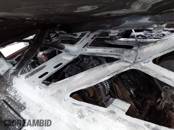 2009 Chevrolet Silverado 1500 LT with VIN 3GCEK23399G197745, listed as a IAAI auction lot 41747081 with Not Provided miles and . Bid and sale history available at DreamBid. Image 10.