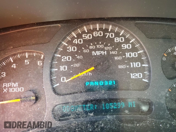 2004 Chevrolet Avalanche Z71 with VIN 3GNEK12TX4G158528, listed as a Copart auction lot 61128485 with 185,299 mi miles and Salvage title. Bid and sale history available at DreamBid. Image 9.
