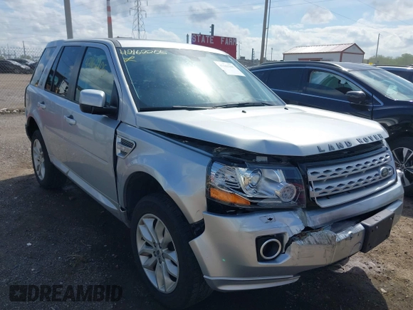 2013 Land Rover LR2 HSE Lux z VIN SALFT2BG6DH364284, wystawiony jako IAAI lot #42162205 z przebiegiem 75 983 mil mil oraz . Historia ofert i sprzedaży dostępna na DreamBid. Obrazek 6.