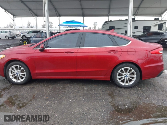 2019 Ford Fusion SE with VIN 3FA6P0HD0KR104302, listed as a IAAI auction lot 41550333 with 73,894 mi miles. Bid and sale history available at carsss.com. Image 14.