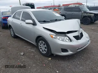 2010 Toyota Corolla z VIN JTDBU4EE8A9117685, wystawiony jako IAAI lot #41725173 z przebiegiem 96 555 mil mil oraz . Historia ofert i sprzedaży dostępna na DreamBid. Obrazek 1.