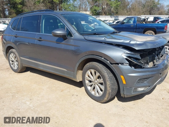 2018 Volkswagen Tiguan SEL with VIN 3VV3B7AX6JM001231, listed as a IAAI auction lot 41781659 with 137,930 mi miles and . Bid and sale history available at DreamBid. Image 1.