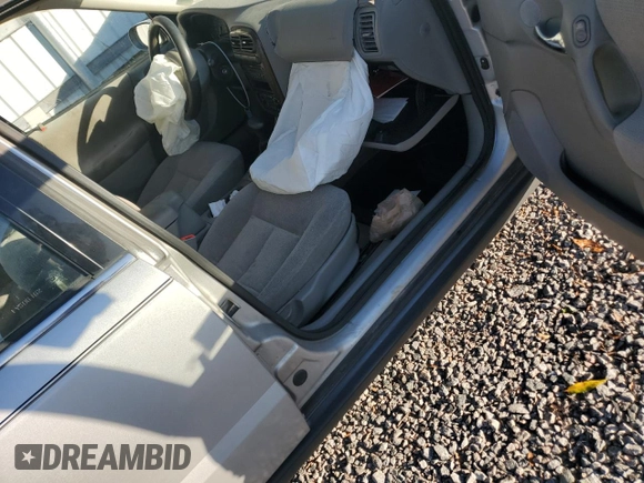 2001 Saturn LS z VIN 1G8JU52F61Y506162, wystawiony jako Copart lot #48354045 z przebiegiem Nie podano mil oraz Nie do naprawy • Non repairable. Historia ofert i sprzedaży dostępna na DreamBid. Obrazek 8.