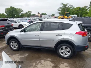 2013 Toyota RAV4 XLE with VIN JTMWFREV3DD019397, listed as a IAAI auction lot 42274433 with 91,578 mi miles and . Bid and sale history available at DreamBid. Image 15.