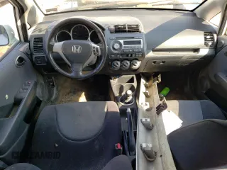 2007 Honda Fit Sport with VIN JHMGD376X7S066129, listed as a Copart auction lot 88861335 with 0 mi miles and Non Repairable. Bid and sale history available at carsss.com. Image 8.