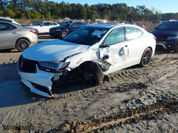2018 Acura TLX with VIN 19UUB1F38JA010436, listed as a IAAI auction lot 41427102 with 116,912 mi miles. Bid and sale history available at carsss.com. Image 17.
