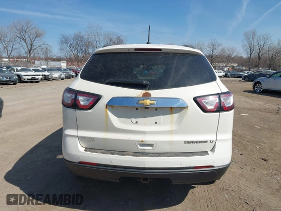 2015 Chevrolet Traverse LT with VIN 1GNKRGKD1FJ170059, listed as a IAAI auction lot 41904848 with 212,099 mi miles. Bid and sale history available at carsss.com. Image 16.