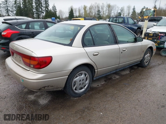 2002 Saturn SL with VIN 1G8ZK52732Z274875, listed as a IAAI auction lot 41911548 with 266,181 mi miles. Bid and sale history available at carsss.com. Image 4.