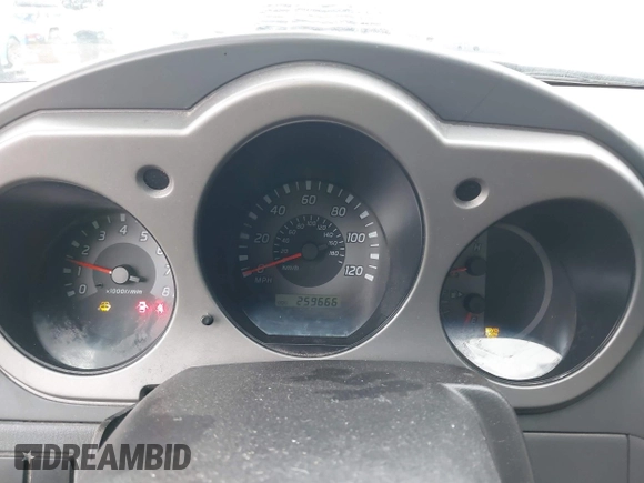 2003 Nissan Frontier SE z VIN 1N6ED29X53C426546, wystawiony jako IAAI lot #41654331 z przebiegiem 259 666 mil mil oraz . Historia ofert i sprzedaży dostępna na DreamBid. Obrazek 7.