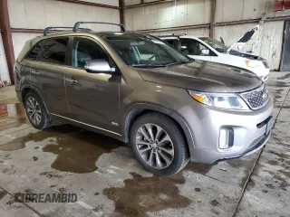 2015 Kia Sorento SX z VIN 5XYKWDA77FG614704, wystawiony jako Copart lot #59217985 z przebiegiem 200 675 mil mil oraz Czysty tytuł • Clean title. Historia ofert i sprzedaży dostępna na DreamBid. Obrazek 4.