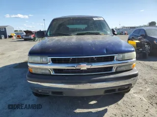 2002 Chevrolet Tahoe LS z VIN 1GNEC13T42R256432, wystawiony jako Copart lot #51706375 z przebiegiem 193 298 mil mil oraz Szkoda całkowita • Salvage title. Historia ofert i sprzedaży dostępna na DreamBid. Obrazek 5.