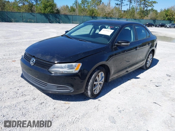 2014 Volkswagen Jetta SE с VIN 3VWD07AJ3EM367803, выставлен на аукционе IAAI как лот 41799074 с пробегом 124 592 миль миль и . История ставок и продаж доступна на DreamBid. Изображение 2.