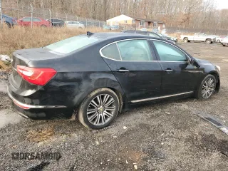 2015 Kia Cadenza Premium with VIN KNALN4D79F5176924, listed as a Copart auction lot 86271164 with 121,286 mi miles and Clean Title. Bid and sale history available at carsss.com. Image 3.