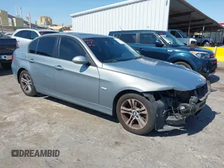 2008 BMW 3 Series 328i with VIN WBAVA375X8NL44470, listed as a IAAI auction lot 42677310 with 184,171 mi miles and . Bid and sale history available at DreamBid. Image 1.