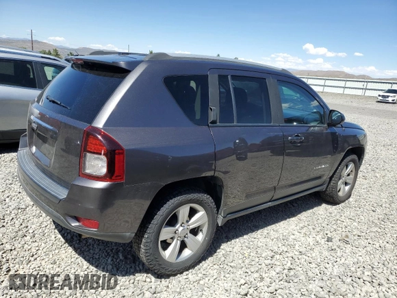 2016 Jeep Compass Sport с VIN 1C4NJDBB5GD798992, выставлен на аукционе Copart как лот 61777825 с пробегом 107 541 миль миль и Списание • Salvage title. История ставок и продаж доступна на DreamBid. Изображение 3.