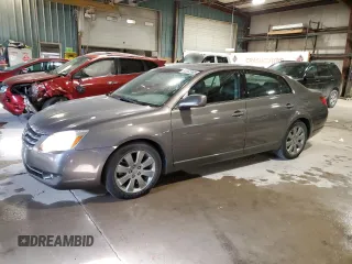 2007 Toyota Avalon XL z VIN 4T1BK36B77U177561, wystawiony jako Copart lot #53161905 z przebiegiem 122 840 mil mil oraz Szkody całkowita. Historia ofert i sprzedaży dostępna na DreamBid. Obrazek 1.