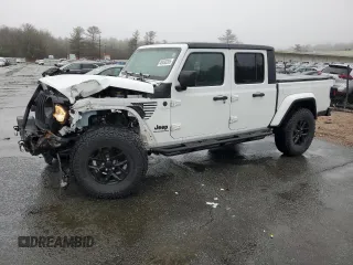 2022 Jeep Gladiator Altitude z VIN 1C6HJTAG5NL153354, wystawiony jako Copart lot #49030205 z przebiegiem 42 156 mil mil oraz Szkoda całkowita • Salvage title. Historia ofert i sprzedaży dostępna na DreamBid. Obrazek 1.