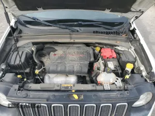 2018 Jeep Renegade Sport z VIN ZACCJBAB5JPH46008, wystawiony jako Copart lot #72904034 z przebiegiem 95 762 mil mil oraz Szkoda całkowita • Salvage title. Historia ofert i sprzedaży dostępna na DreamBid. Obrazek 13.