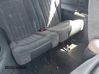 2002 Chevrolet Blazer LS с VIN 1GNCS18W22K123173, выставлен на аукционе IAAI как лот 42676108 с пробегом 184 697 миль миль и . История ставок и продаж доступна на DreamBid. Изображение 8.