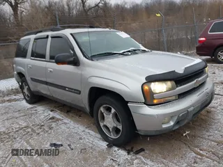 2004 Chevrolet TrailBlazer EXT LS with VIN 1GNET16S346226037, listed as a IAAI auction lot 41565416 with 193,534 mi miles. Bid and sale history available at carsss.com. Image 1.