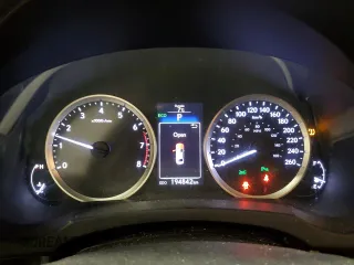 2014 Lexus IS 250 with VIN JTHCF1D27E5002656, listed as a Copart auction lot 52201135 with 194,842 mi miles and Salvage title. Bid and sale history available at DreamBid. Image 9.