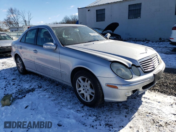 2004 Mercedes-Benz E-Class 3.2L with VIN WDBUF82J74X150462, listed as a Copart auction lot 41454035 with 152,881 mi miles and Clean Title. Bid and sale history available at carsss.com. Image 4.