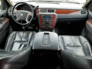 2012 Chevrolet Suburban LT z VIN 1GNSKJE75CR193610, wystawiony jako Copart lot #54790265 z przebiegiem 209 739 mil mil oraz Szkoda całkowita • Salvage title. Historia ofert i sprzedaży dostępna na DreamBid. Obrazek 8.